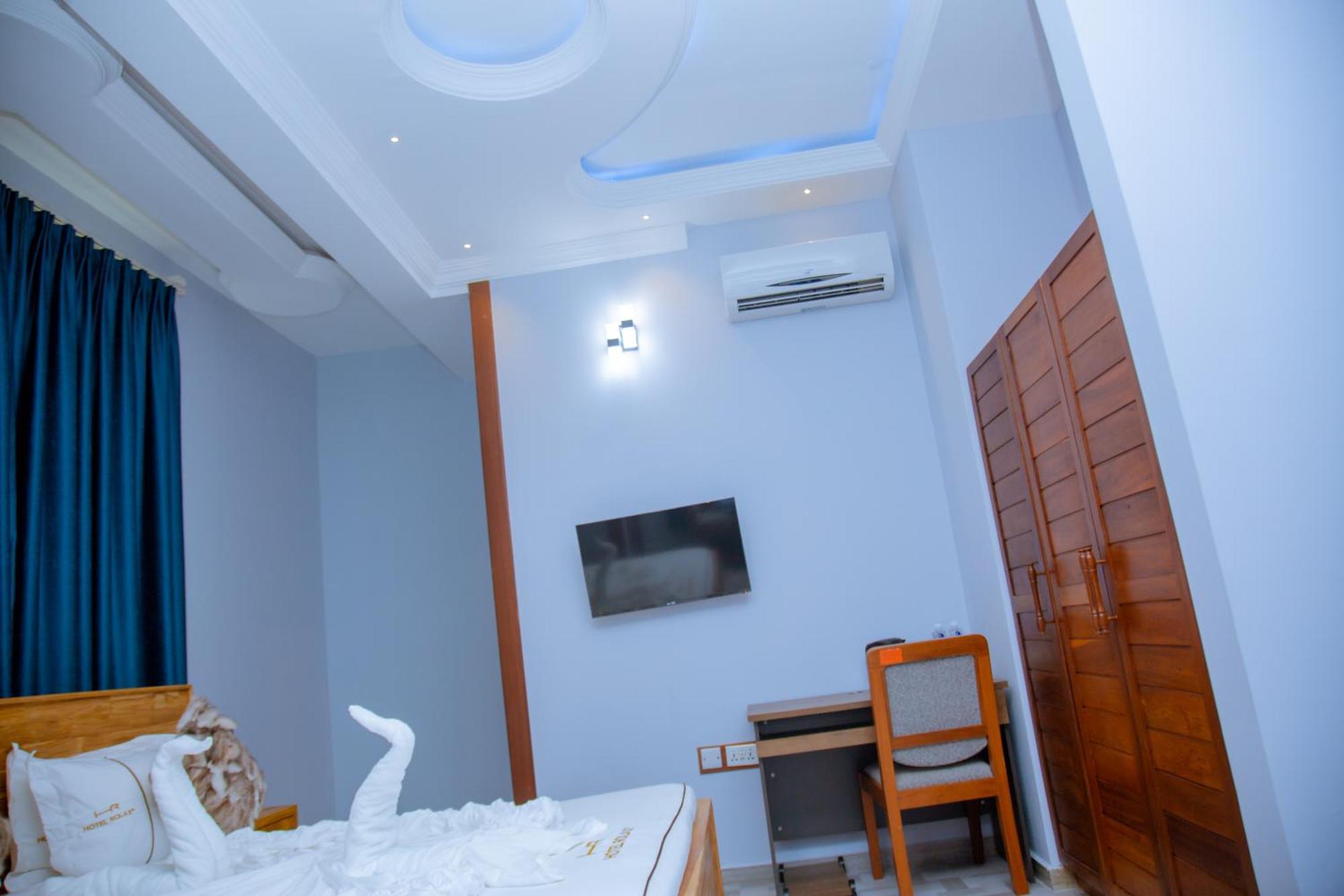 Hotel Rolax Dar es Salaam Exterior photo