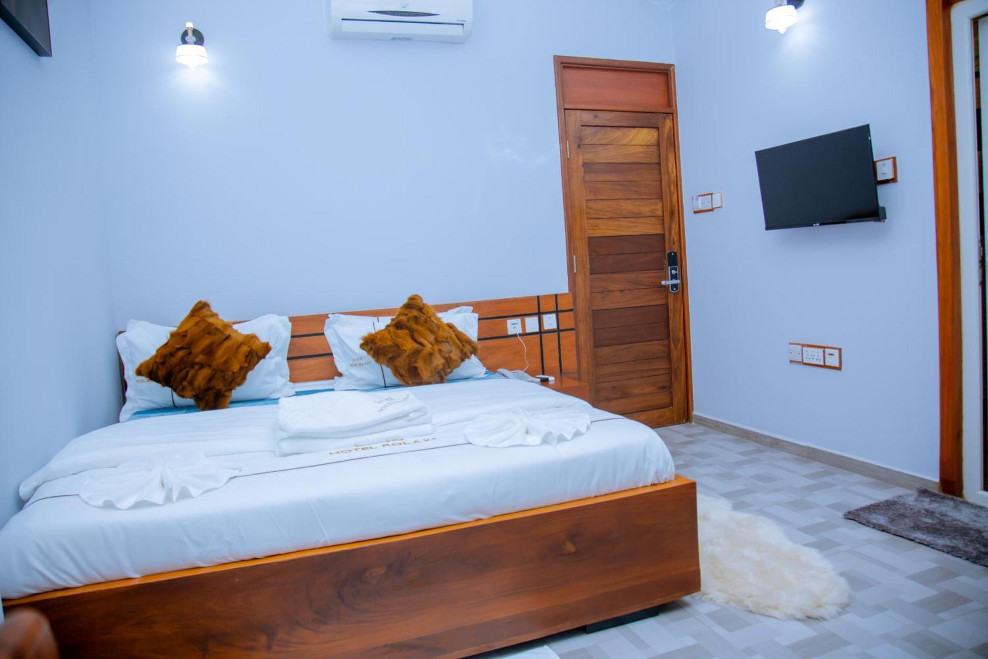 Hotel Rolax Dar es Salaam Exterior photo